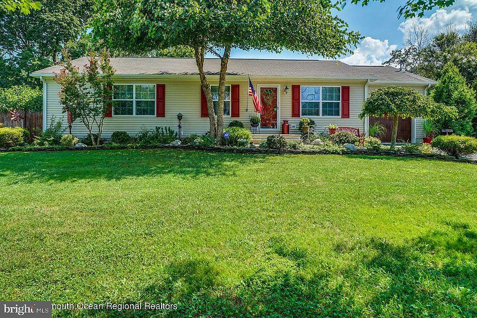 1st image of 1509 Caroline Ln