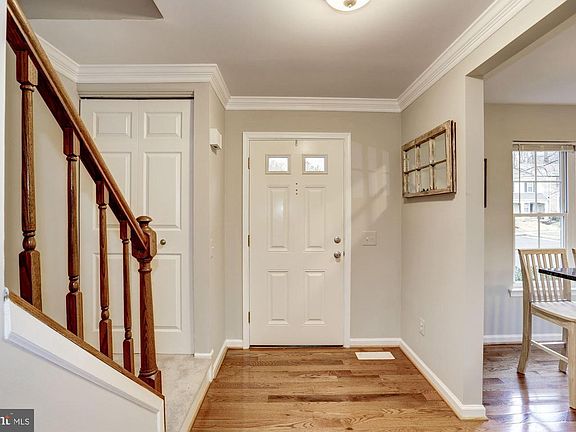 3rd image of 5802 Apple Wood Ln