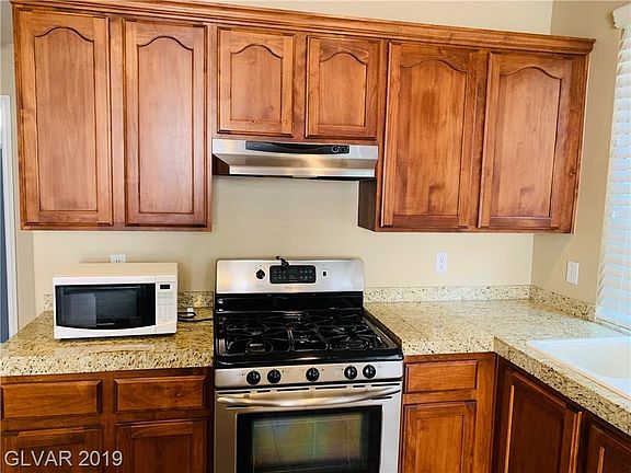5th image of 7559 Grassy Bank St