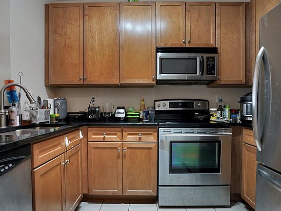 3rd image of 26 Avenue At Port Imperial APT 429