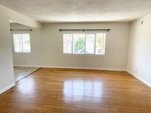 8300-8302 Pershing Dr #8300