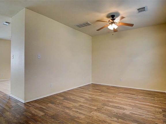 4th image of 20506 Patriot Park Ln