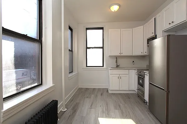 Rented by Oxford Property Group | media 14