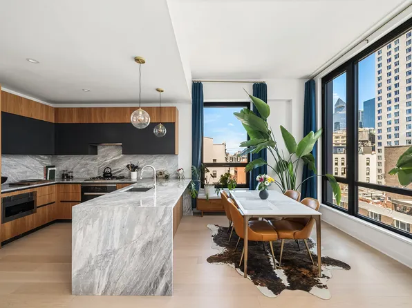 128 West 23rd Street 15B image 2 of 18