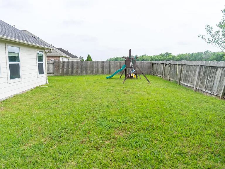 2834 Sage Bluff Ave — Photo 32