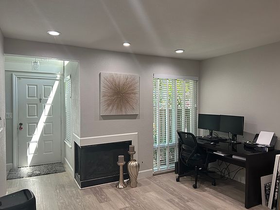 3rd image of 5456 Black Ave