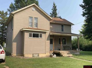 204 E St N, Vernon Center, MN 56090