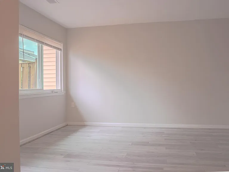 8622 Village Square Dr #8622 — Photo 2