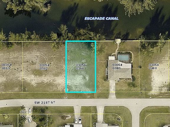 2nd image of 419 SW 21st St