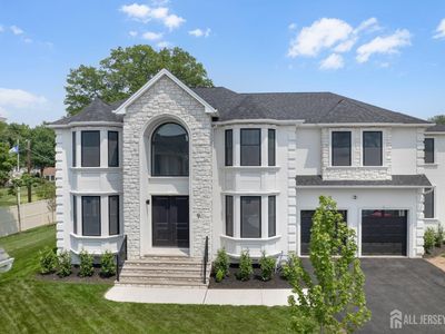 9 Link Pl, Edison, NJ, 08820