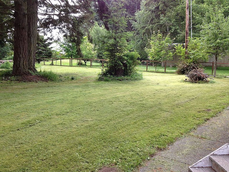 2nd image of 2736 NE Mountain View Dr