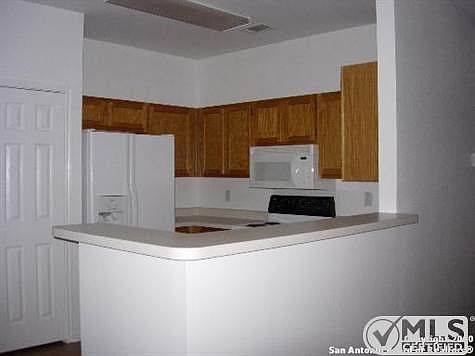 5th image of 14319 Markham Ln