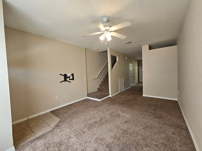 3575 SW 30th Way #118 — Photo 2