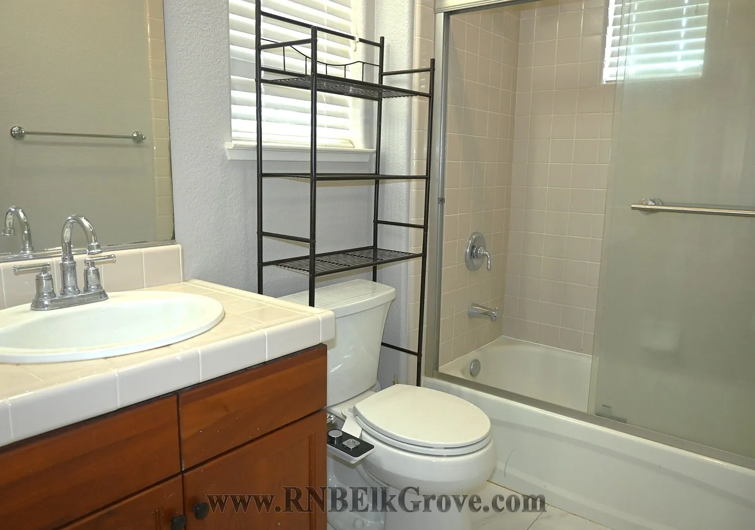 Resident Benefit Package Property — Photo 4