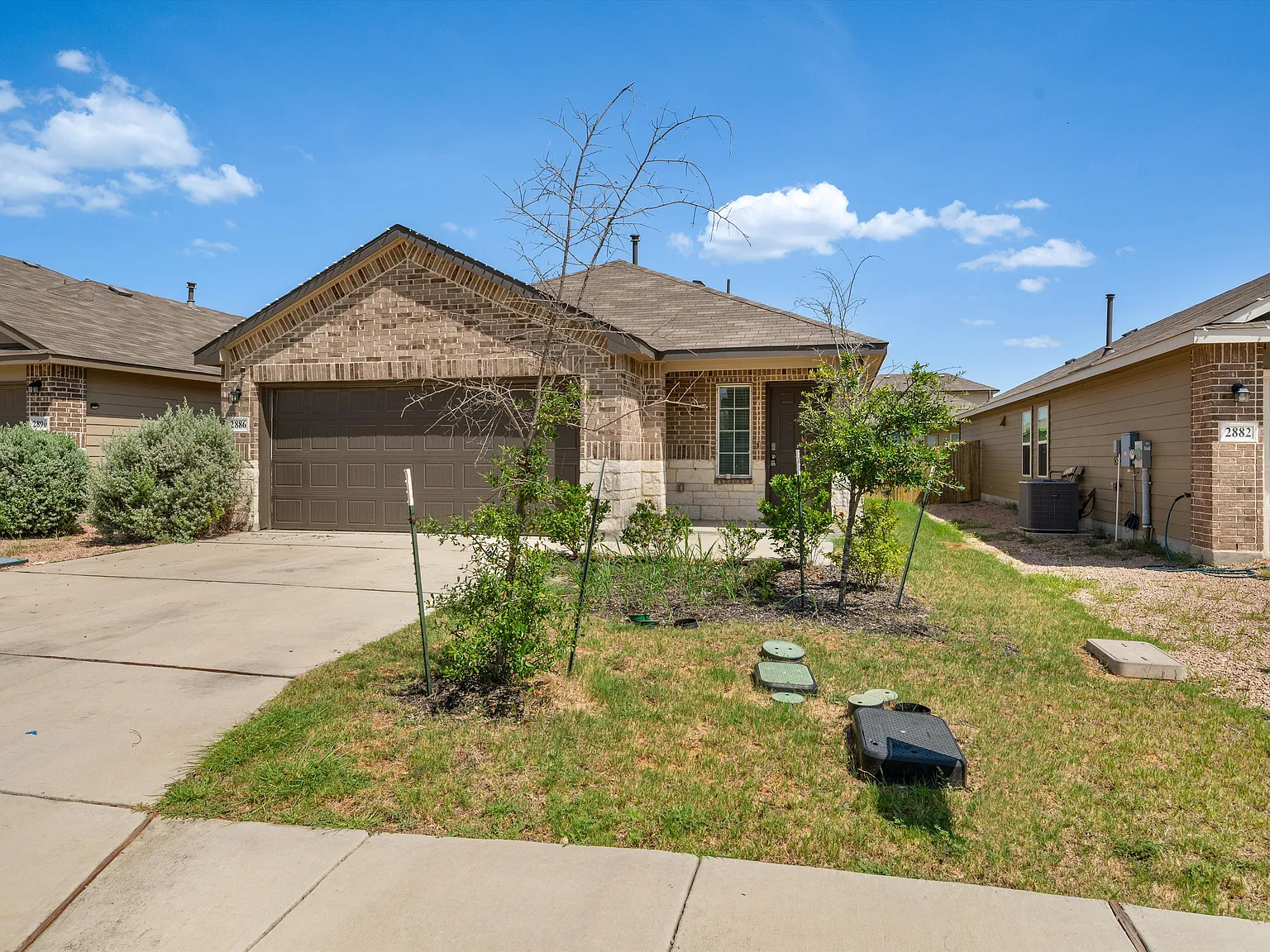 3 bed, 1457 sqft, $1,875 — Photo 2