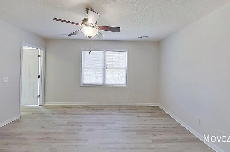 1316 Ujamaa Dr — Photo 16