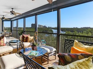8960 Bay Colony Dr 402 #402, Naples, FL 34108