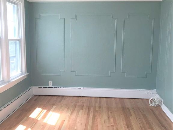 4th image of 94 Yale Ave #2