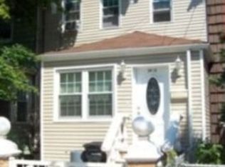 9413 76th St, Ozone Park, NY 11416