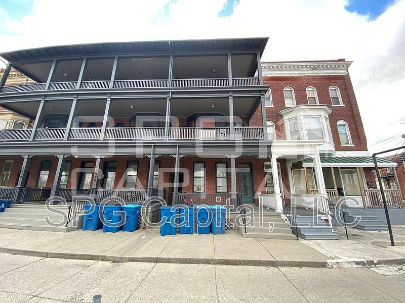 1st image of 1042 W Market St #1042