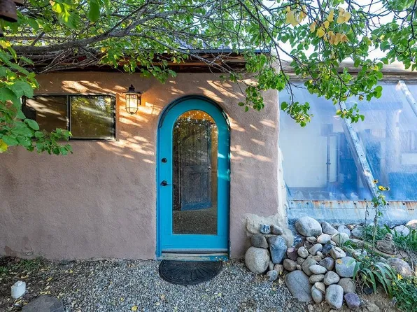 124 Verdolaga, El Prado, NM 87529