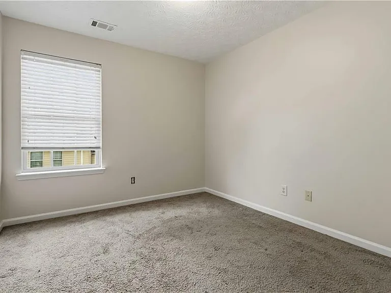 4401 Stone Gate Way — Photo 19