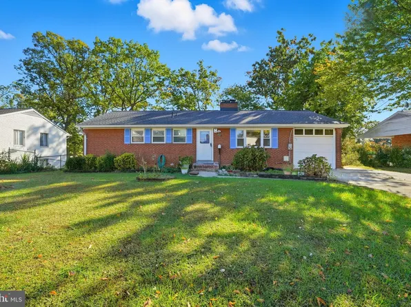 6221 Hibbling Ave, Springfield, VA 22150