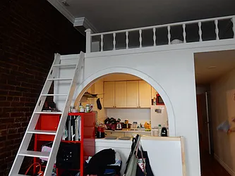 Rented by Aimee Grodanz, LREB