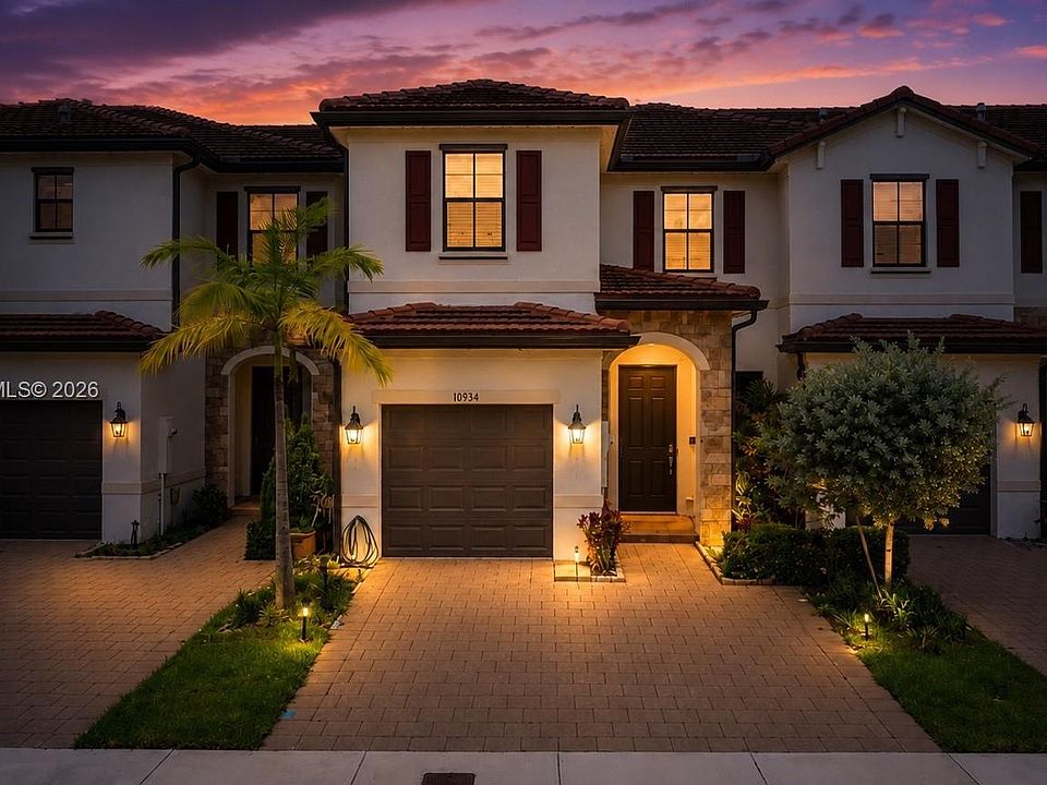 1st image of 10934 W 33rd Way