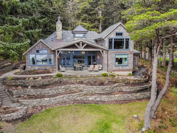 860 Ecola Park Rd, Cannon Beach, OR 97110