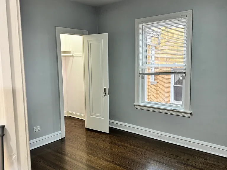 2034 N Lamon Ave — Photo 5