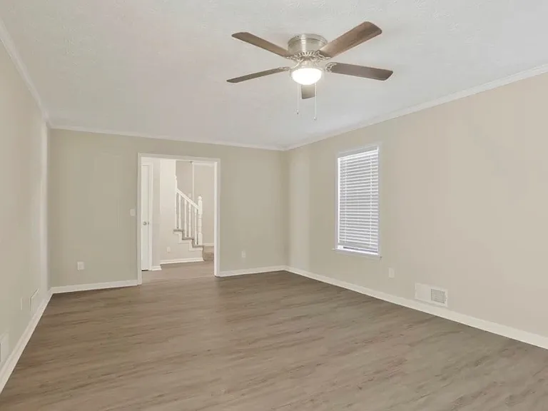5603 Pennybrook Ct #J4 — Photo 8