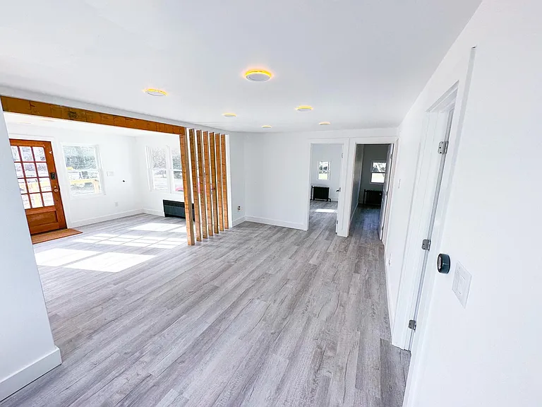 23 Hewson Ave — Photo 10