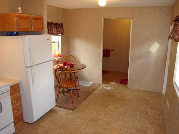 MBR to eat in kitchen