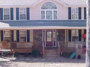 259 Spring Hills Ln, Young Harris, GA 30582