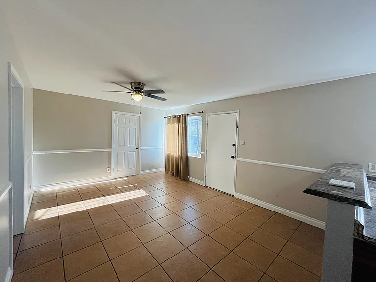 215 E Connecticut Ave #215 — Photo 2