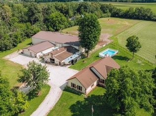 N79W33799 Petersen Rd, Oconomowoc, WI 53066