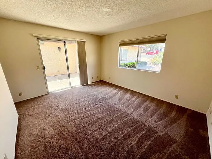 2163 Missouri St — Photo 18