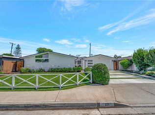 271 Princeton Dr, Costa Mesa, CA 92626