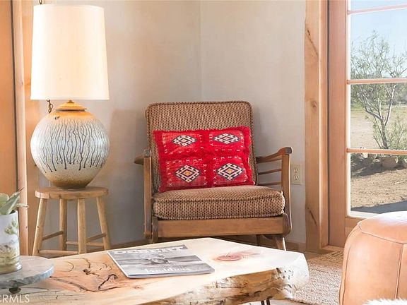 4th image of 3535 Olympic Rd