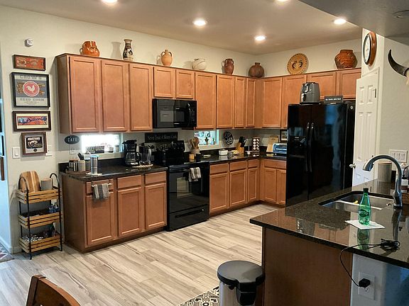 3rd image of 4155 W Acorn Valley Trl