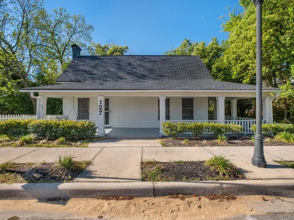 127 E 7th Ave, Havana, FL 32333