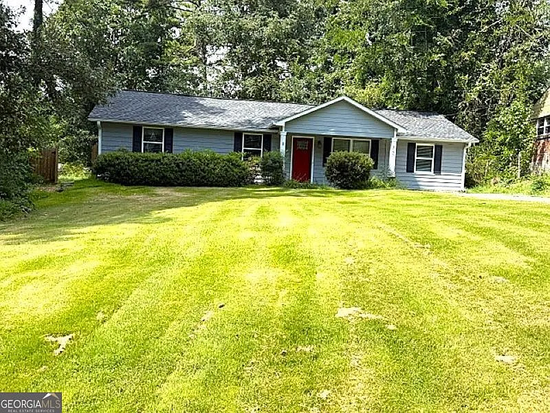 4 bed, 2.0 bath, $2,695 — Photo 3
