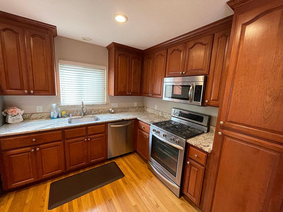 1st image of 3517 Irlanda Way