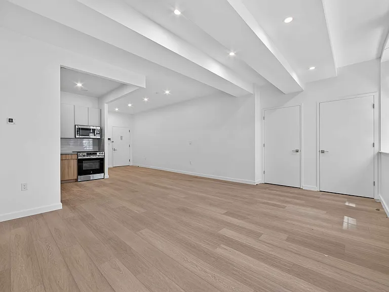 225 E 134th St #5L — Photo 5