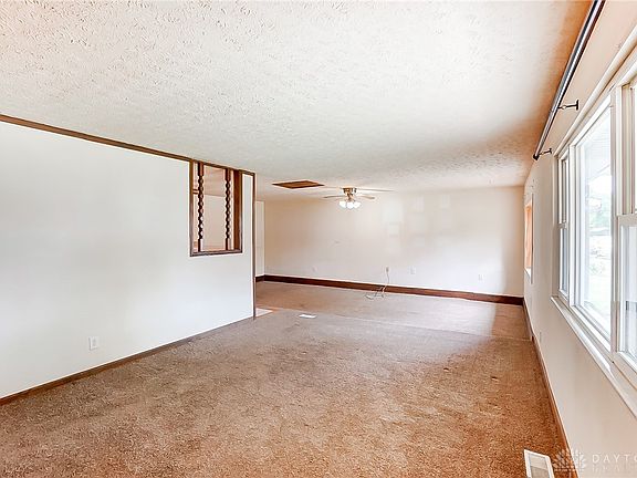 5th image of 2948 Wyoming Dr