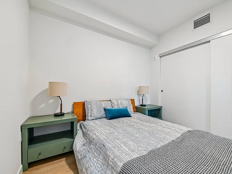 738 Normandie — Photo 32