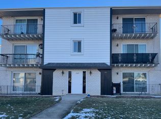 7337 W 85th Pl APT 1B, Bridgeview, IL 60455