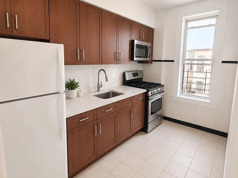 6137 Gates Ave #2 — Photo 6