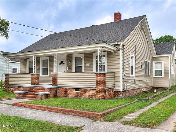 3rd image of 631 Crawford Avenue
